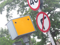 Motorists distrust speed cameras