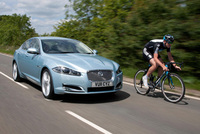Jaguar reaffirms commitment to Team Sky Pro-Cycling