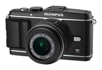 PEN E-P3 boasts record-breaking FAST AF and touch display