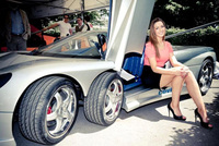New 6 wheeler takes Goodwood Festival of Speed by storm