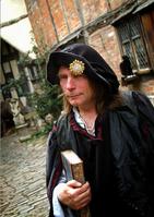 Free family treasure trail in Stratford upon Avon