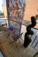 Balconies add extra dimension in E16
