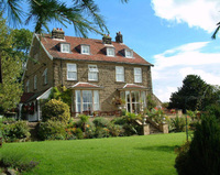 Moorlands Country House 