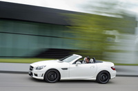 New Mercedes-Benz SLK 55 AMG