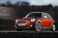 MINI Cooper D named What Car? ‘Fun Green Car’