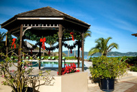 A very merry white (sand) Christmas in the Caribbean