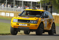 Military heroes to pilot new Bowler Racer on Dakar drive