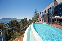 Price gap widens between Mallorca’s sea view and inland property