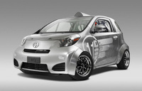 Toyota iQ goes Vegas-outrageous at SEMA show