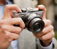 Panasonic LUMIX GX1: Stylish photography in the palm of your hand