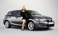 Kylie’s Lexus CT 200h raises thousands for the NSPCC