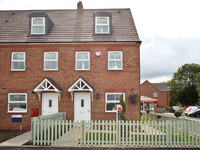First time buyers spoilt for choice with new Evesham development