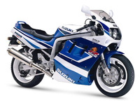 Suzuki’s April ‘Bike of the Month’ celebrates iconic GSX-R1100