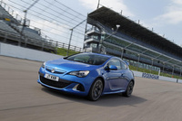 Astra VXR arrives at Rockingham