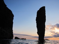 Stunt men hit Scottish isles in incredible sea stack stunts