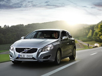 Volvo V40 and plug-in diesel hybrid V60 at the Festival of Speed