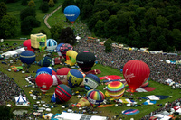 Bristol Balloon Fiesta lifts off