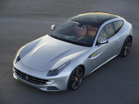 Ferrari showcases complete range of new-generation models at Paris