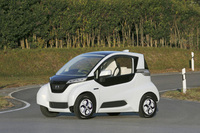 Honda unveils micro-sized electric vehicle