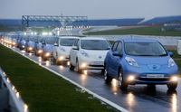 Nissan Leaf drives into the record books... again