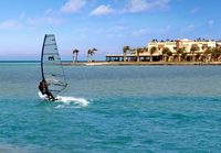 Hoist the main sail and cast off for El Gouna