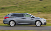 Hyundai i40 takes premium to the next level