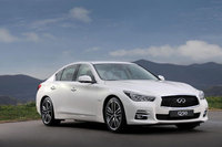 Infiniti Q50 debuts at Geneva Motor Show with European power