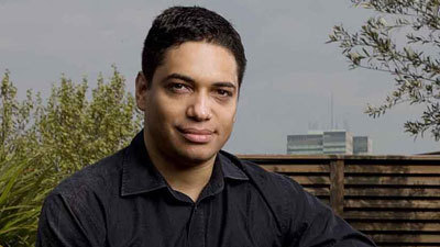 Piers Linney joins team as new member of Dragons’ Den | Easier