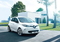 Renault offer free domestic charging point with new ZOE