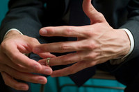 51% of married men take off wedding ring when going to the pub