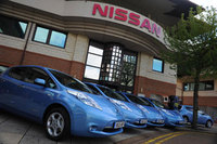 25 Nissan LEAFs join the Low Carbon London project