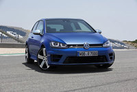 New Volkswagen Golf R: First details of 300 PS super-hatch