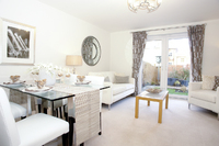 New Taylor Wimpey showhomes go on  display at The Promenade