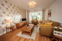 Last chance to make a fresh start in 2014 in a new apartment