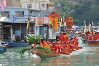 Hong Kong's spectacular Dragon Boat Carnival