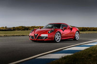 Alfa Romeo 4C off to an award-winning start in Ireland