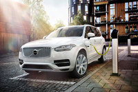 Volvo introduces twin engine technology in XC90 T8