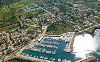 Colonia de San Pedro port