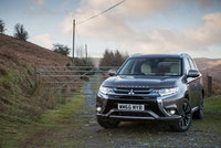 Further evolution for the 2017 Mitsubishi Outlander